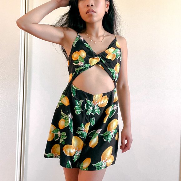 Urban Outfitters Dresses & Skirts - URBAN OUTFITTERS x Kimchi Blue Lemon Romper | Size XS Excellent